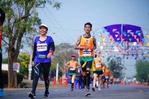 BIB: 45222, 40629
                            <button type="button" onclick="openModal(10119543)" class="btn btn-primary btn-sm float-right btn-popup" data-toggle="modal" data-target=".modal-high-quality">
                        <i class="fas fa-shopping-cart"></i> Add to Cart
                    </button>
                                            <button type="button" onclick="isThisMe(10119543, true)" class="btn btn-success btn-sm float-right btn-popup btn-isme hidden" data-toggle="tooltip" data-placement="bottom" title="นี่คือรูปของคุณใช่ไหม คลิกที่นี่เพื่อเอาเข้าอัลบั้ม">
                        <i class="fas fa-plus"></i> Add to album
                    </button>
                    <button type="button" onclick="isThisMe(10119543, false)" class="btn btn-warning btn-sm float-right btn-popup btn-isnotme hidden">
                        <i class="fas fa-ban"></i> Remove from album
                    </button>